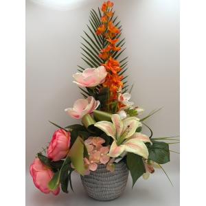 Composition fleurs variées ton Rose/saumon/orangé contenant aspect pierre